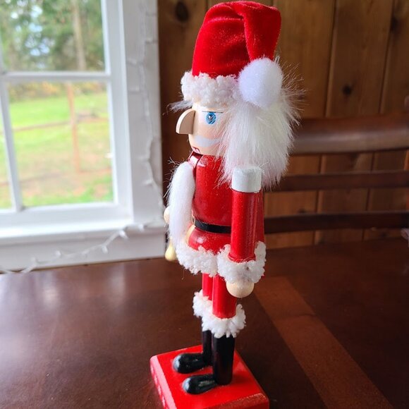 Christmas Nutcracker Soldier Wooden Statue Holiday Santa Decor Table Decoration - Picture 7 of 13